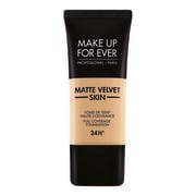 best foundation matte velvet skin   فاونديشن مات فيلفت سكين