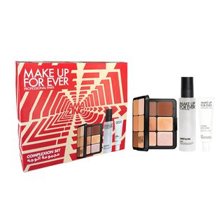 The Amazing Complexion Set (690 AED Value)