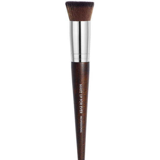 فرشاة كريم الأساس - 116 watertone foundation brush   فرشاة ميكب لتطبيق الفاونديشن