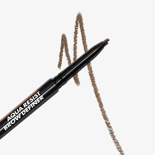 Shimmery or semi-matte look